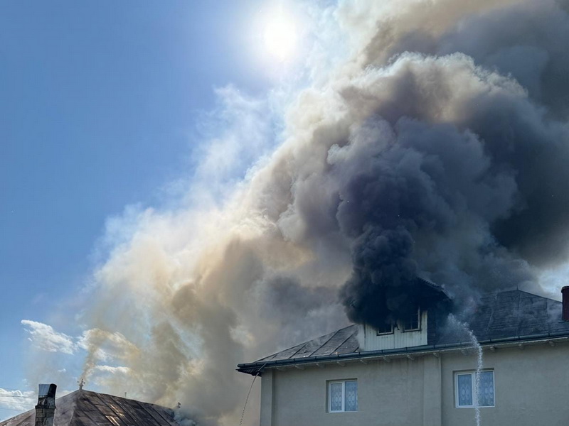 Incendiu devastator în comuna Vânători Neamț, ZCH NEWS - sursa ta de informații