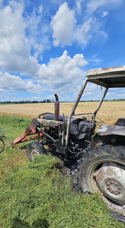 incendiu tractor bargauani