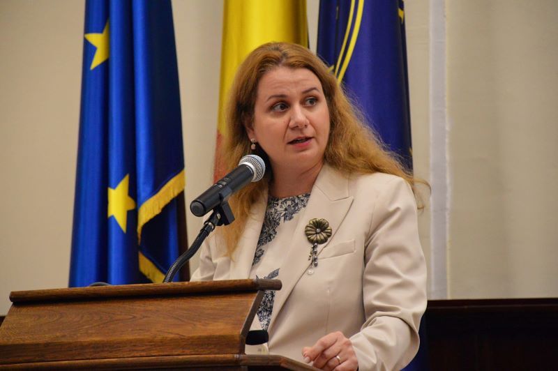 Ligia Deca: programa e aerisită, dar tot ar putea fi nevoie de ore suplimentare