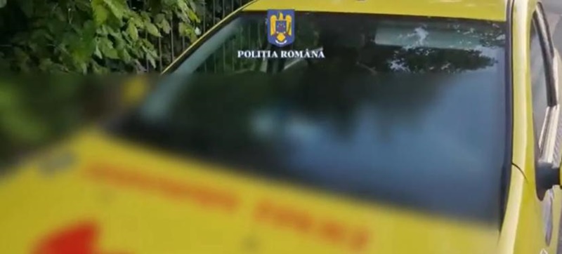 Taximetrist tâlhărit și amenințat cu cuțitul la Roman. Un suspect este în arest preventiv