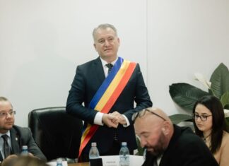 Constantin Matasă Jr. a depus jurământul ca primar al comunei Grumăzești