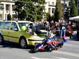 „Alege Viața”. Demonstrație pentru siguranță rutieră la Roman
