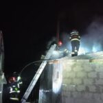 Neamț. Trei incendii provocate de coșuri de fum neprotejate în 24 de ore