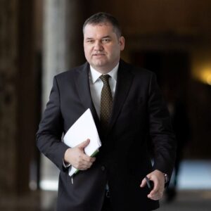 Proiect: anumite construcții din mediul rural ar putea fi ridicate fără a fi nevoie de autorizație