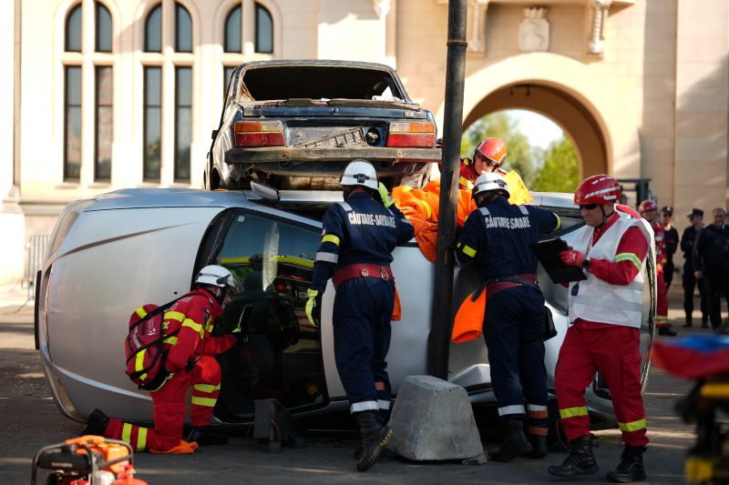 Video-foto. Salvatorii nemțeni, pe podium la etapa zonală a Competiției Naționale de Descarcerare și Prim Ajutor Calificat