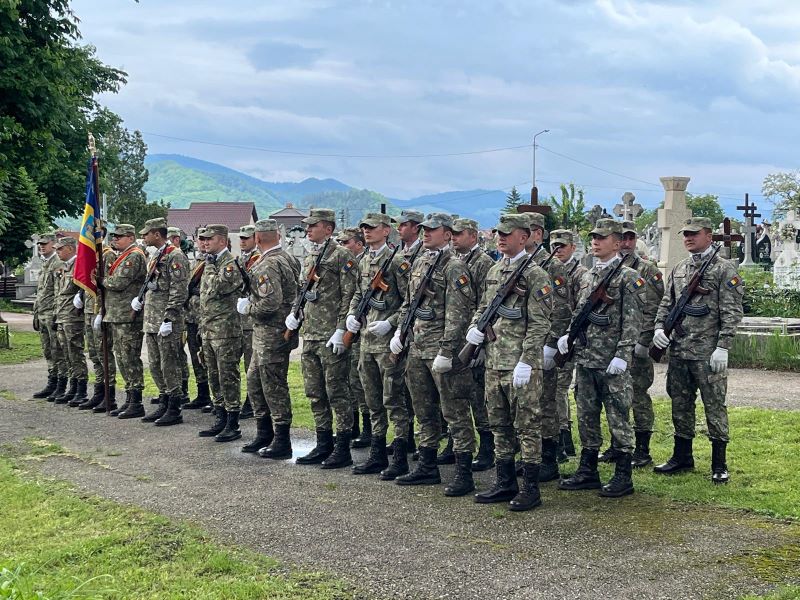 FOTO. Ziua Eroilor marcată la Piatra Neamț