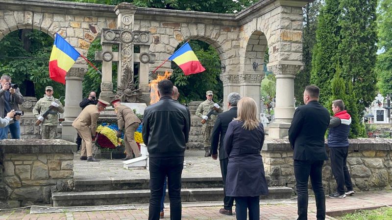 FOTO. Ziua Eroilor marcată la Piatra Neamț