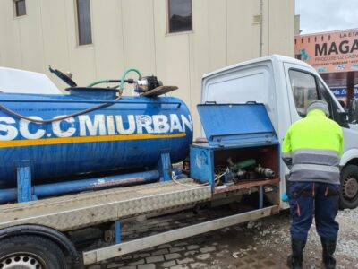 Piatra-Neamț. Piața Centrală fără apă de 24 de ore: “Un Dorel o fi spart țeava”