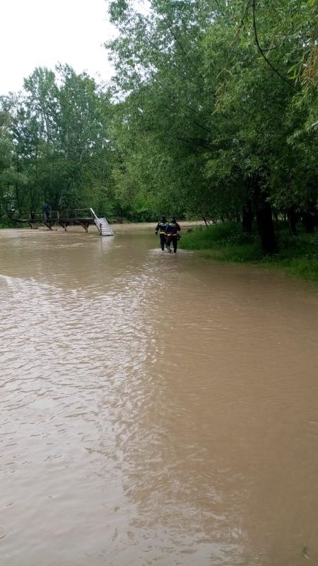FOTO. Neamț. 12 gospodării izolate din cauza inundațiilor