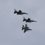 Atenție: până la începutul săptămânii viitoare vor avea loc zboruri militare la joasă înălțime