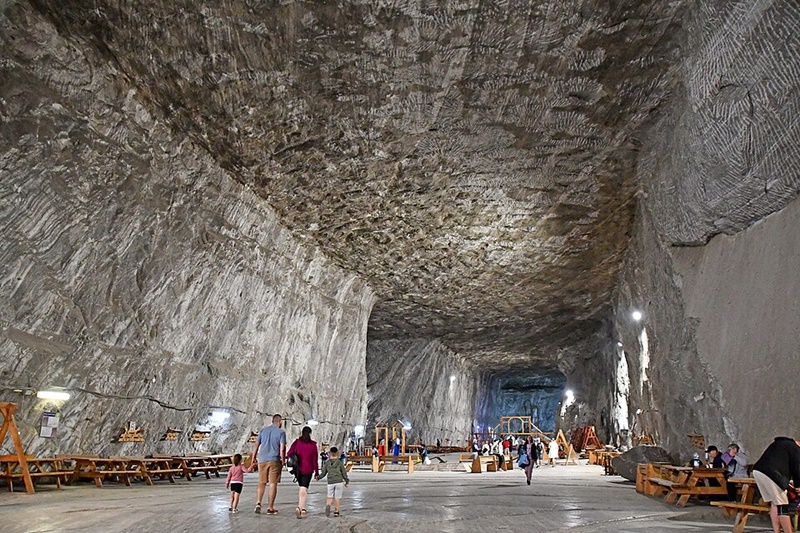 Criza de la Salina Praid: evacuări prelungite, ape contaminate și anchetă în curs privind o intervenție neautorizată