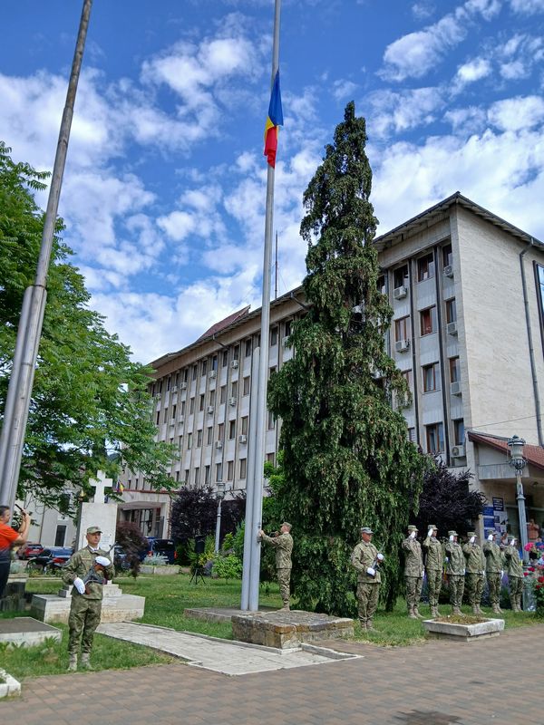 FOTO. Ziua Drapelului Național al României la Piatra Neamț
