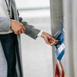 Credite de nevoi personale și carduri de credit – Instrumentele tale moderne