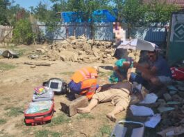 Vaslui: Un bărbat și un minor, răniți în timpul unor lucrări în gospodărie