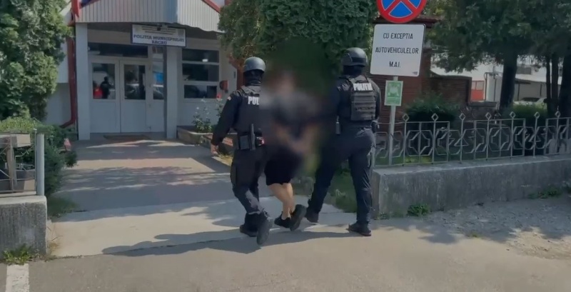 VIDEO. Bacău. Tentativă de răpire înregistrată în direct