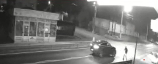 Vaslui. Șocant. După o șicanare în trafic, a călcat intenționat cu mașina doi oameni în câmp. Una dintre victime a murit la spital