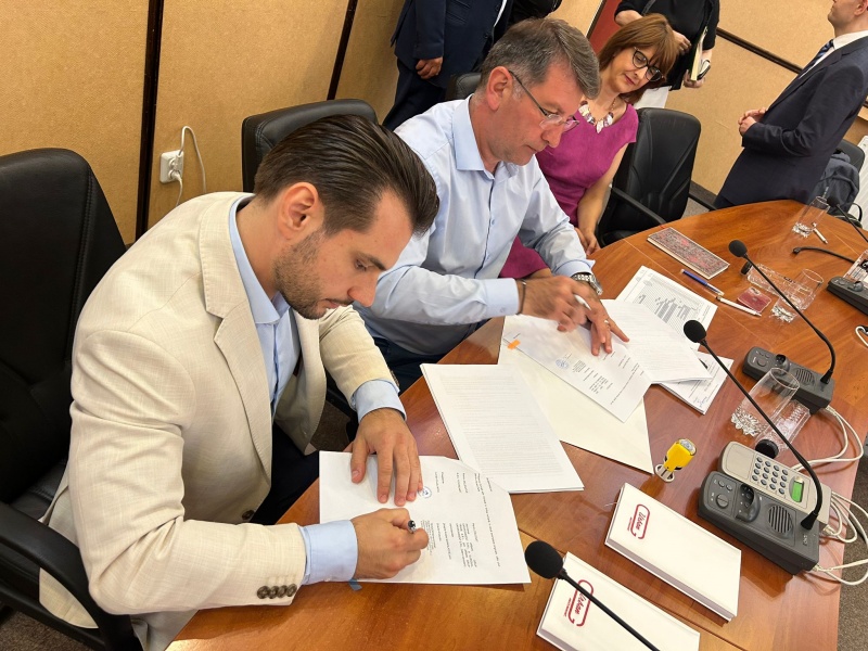 Asocierea Urban Grup Environment – Eurosal Trade a preluat serviciul de salubrizare în Zona 1 Neamț