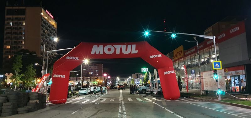 Imagini de la a doua zi a Tuning Fest Piatra Neamț