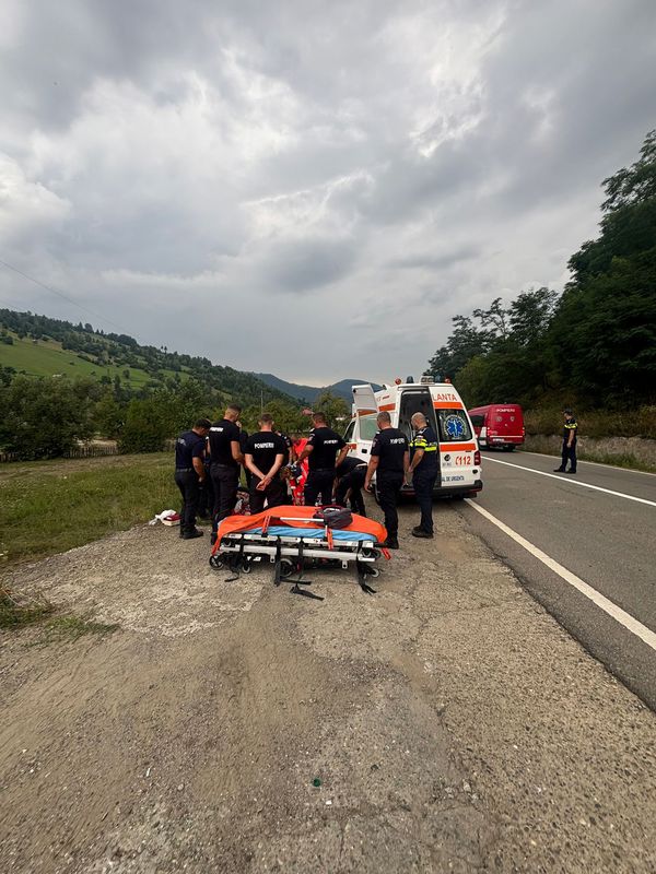 O persoană a fost salvată de pompierii ieșeni în urma unui stop cardio-respirator 3 O persoană a fost salvată de pompierii ieșeni în urma unui stop cardio-respirator
