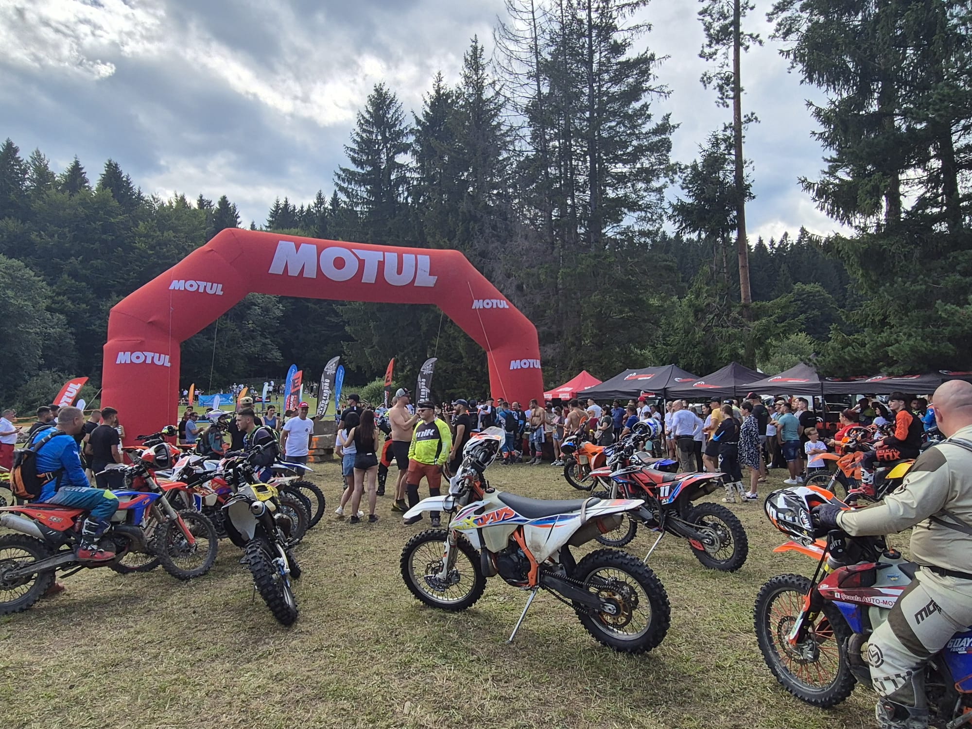FOTO. Competiție de Hard Enduro la Pipirig