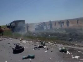 Știre actualizată. FOTO. Iași. O persoană și-a pierdut viața, iar alte trei sunt în stare gravă după un accident produs între un TIR și un autoturism