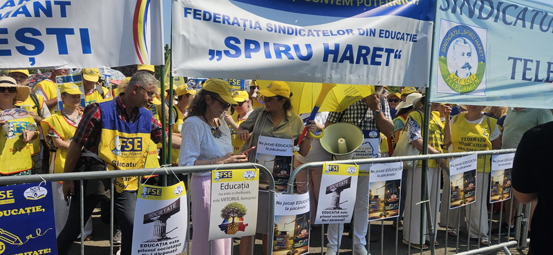 Federațiile sindicale din educație strâng semnături pentru abrogarea Legii Bolojan