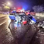 FOTO. Botoșani. Tânăr rănit după ce a intrat cu mașina într-un cap de pod