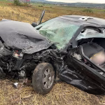 FOTO. Suceava. Accident între trei autoturisme. Trei persoane au fost rănite