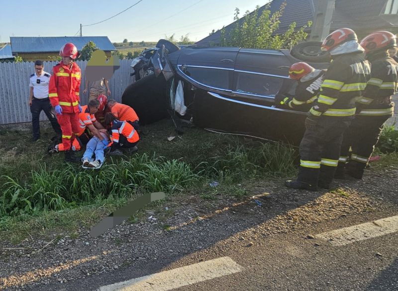 FOTO. Accident cu trei victime la Dumbrava Roșie