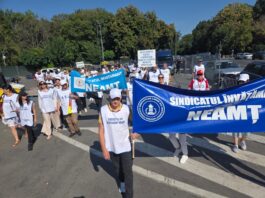 Video-foto. Miting și marș de protest al profesorilor în prima zi de școală