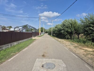 Foto. Vânători-Neamț: Bătrână de 88 de ani, ajunsă la spital cu fractură de șold după ce a fost doborâtă la pământ de mai mulți minori