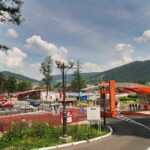 Vara începe la bazin: Ștrandul Tineretului din Piatra-Neamț se deschide sâmbătă, cu acces gratuit în parc