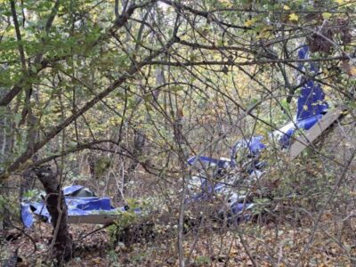 Vaslui: un avion ultraușor s-a prăbușit , pilotul a decedat 1 Vaslui: un avion ultraușor s-a prăbușit , pilotul a decedat