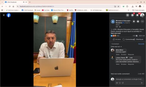 Sute de profesori și părinți au cerut demisia ministrului Daniel David în timpul unui live