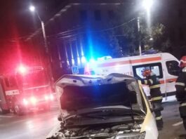 Botoșani. Două accidente produse la interval de două minute. Patru persoane au ajuns la spital