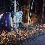 Vaslui. Doi răniți într-un autoturism răsturnat la marginea pădurii Lipovăț