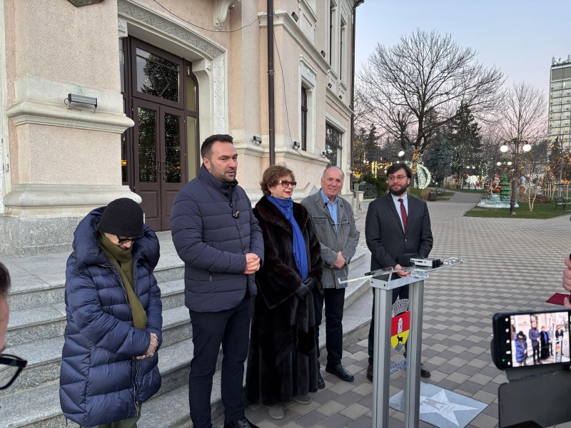 Foto. Piatra-Neamț. Trei stele noi pe Aleea Personalităților