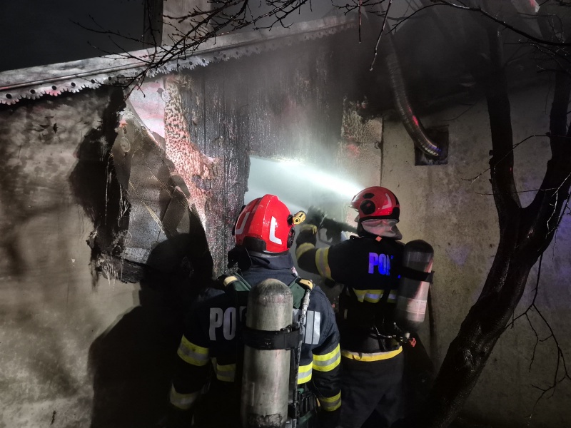 Suceava. Bărbat decedat în urma unui incendiu devastator