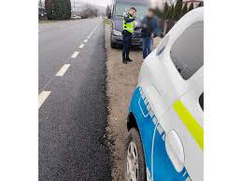 Razie la Târgu-Neamț: 14 amenzi de peste 26.000 de lei și 144 artificii de tort confiscate