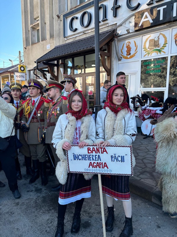 Târgu-Neamț. Festivalului Obiceiurilor și Tradițiilor de Anul Nou