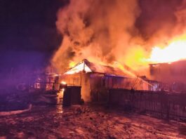 FOTO. Neamț – 2 case distruse de foc