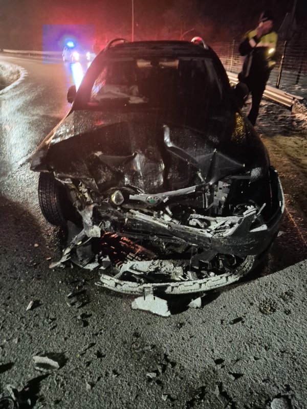 Cinci oameni în spital într-un accident în curbă periculoasă la Pluton!