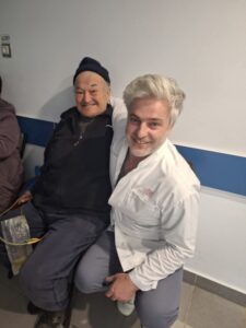 Foto. Intervenție chirurgicală reușită, la un pacient cu vârstă înaintată, cu risc de deces ridicat