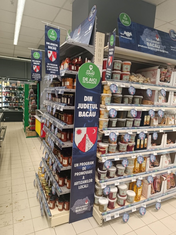 „De aici, de aproape”: Produsele din județul Bacău au un stand propriu în magazinul Carrefour din Moinești