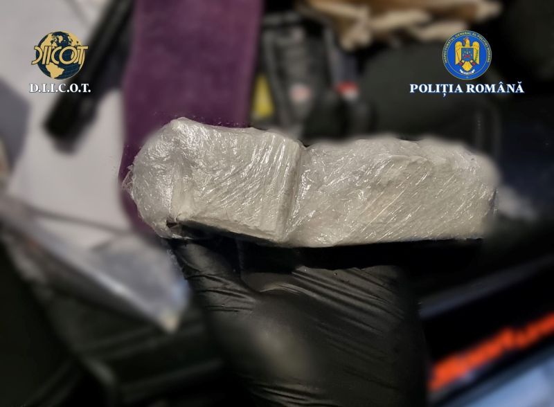 Percheziții DIICOT la Piatra Neamț și Sibiu
