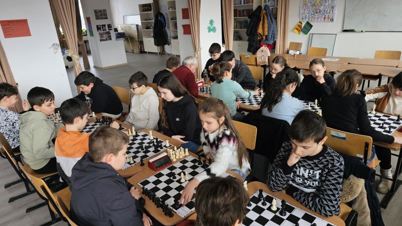 Cupa Mărțișorului la șah – competiție pentru elevi, organizată la Vânători-Neamț