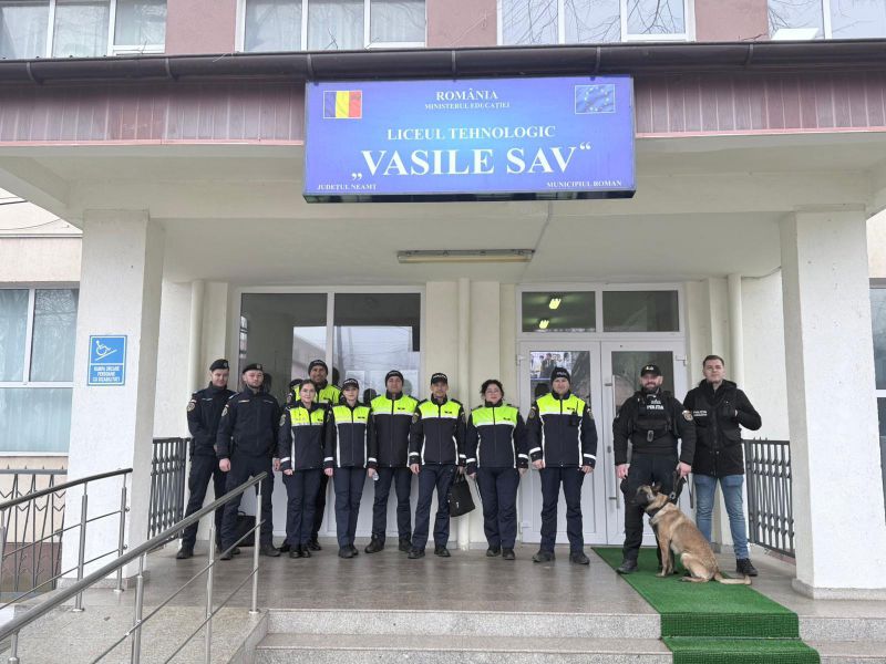 FOTO Roman-Neamț: Acțiuni ale polițiștilor în apropierea școlilor. Nouă firme sancționate cu amenzi totalizând 5.050 de lei