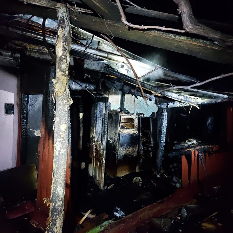 Botoșani. O femeie de 90 de ani a rămas fără casă după un incendiu