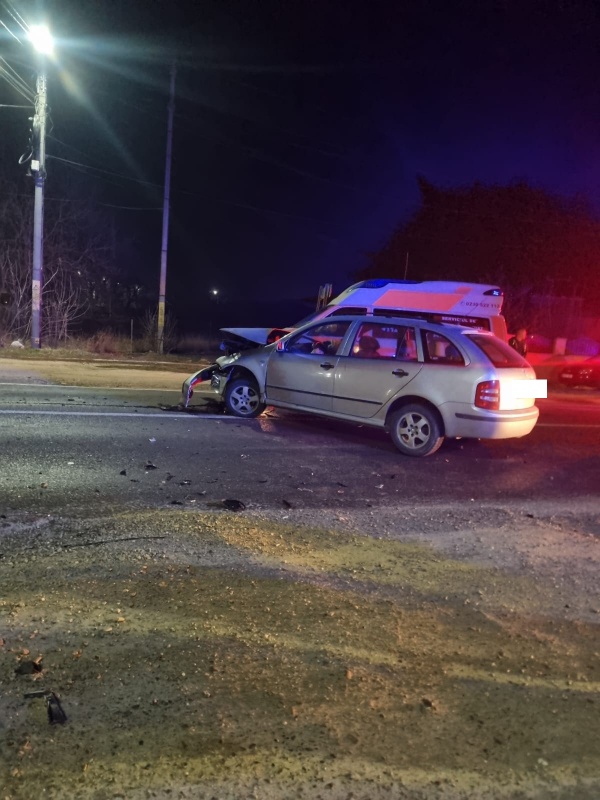 FOTO. Accident pe E85 – două persoane au ajuns la spital