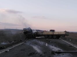 Vaslui. Un bărbat și-a pierdut viața după impactul dintre un autoturism și un TIR